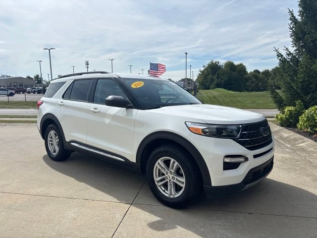 Certified 2024 Ford Explorer XLT w/ Equipment Group 202A AWD/4WD image 32