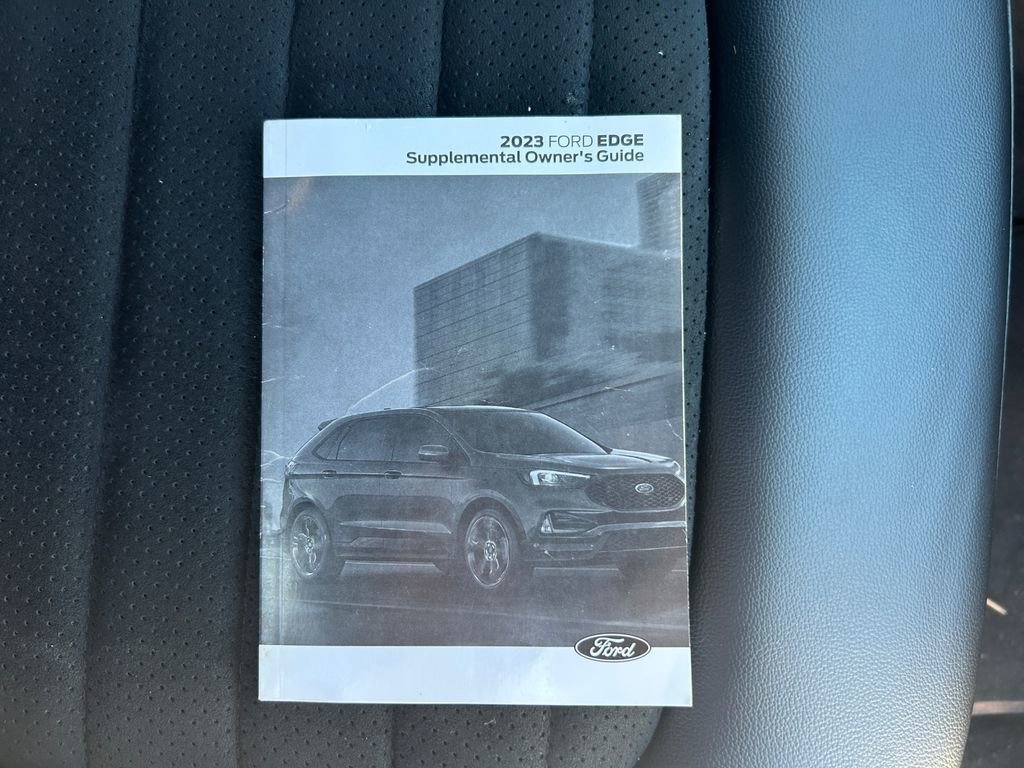 Certified 2023 Ford Edge ST-Line image 24