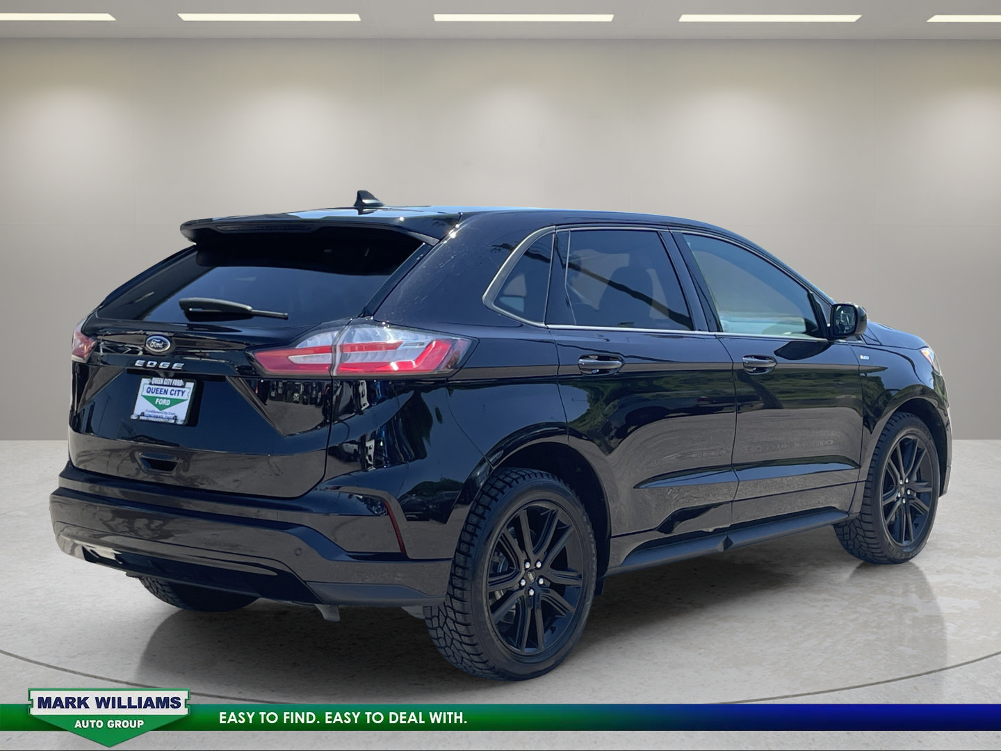 Certified 2024 Ford Edge ST-Line AWD/4WD image 3