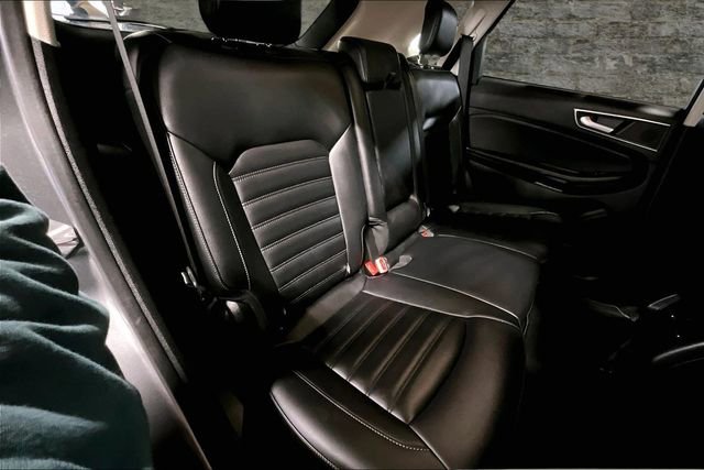 Certified 2022 Ford Edge SEL w/ Convenience Package image 22
