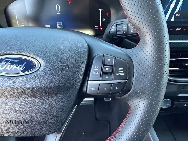Certified 2024 Ford Escape ST-Line w/ Tech Pack #1 FWD image 24