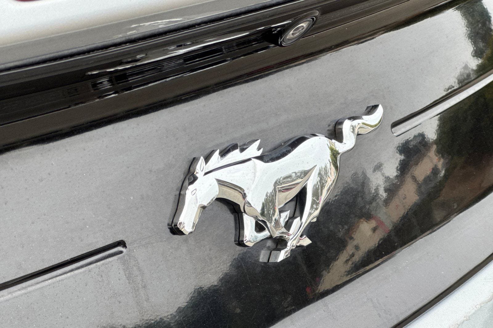 Certified 2020 Ford Mustang Premium RWD image 31