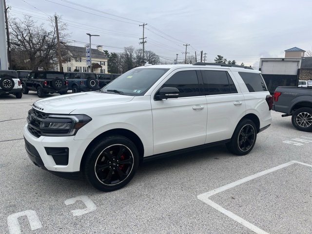 Certified 2022 Ford Expedition Limited image 7