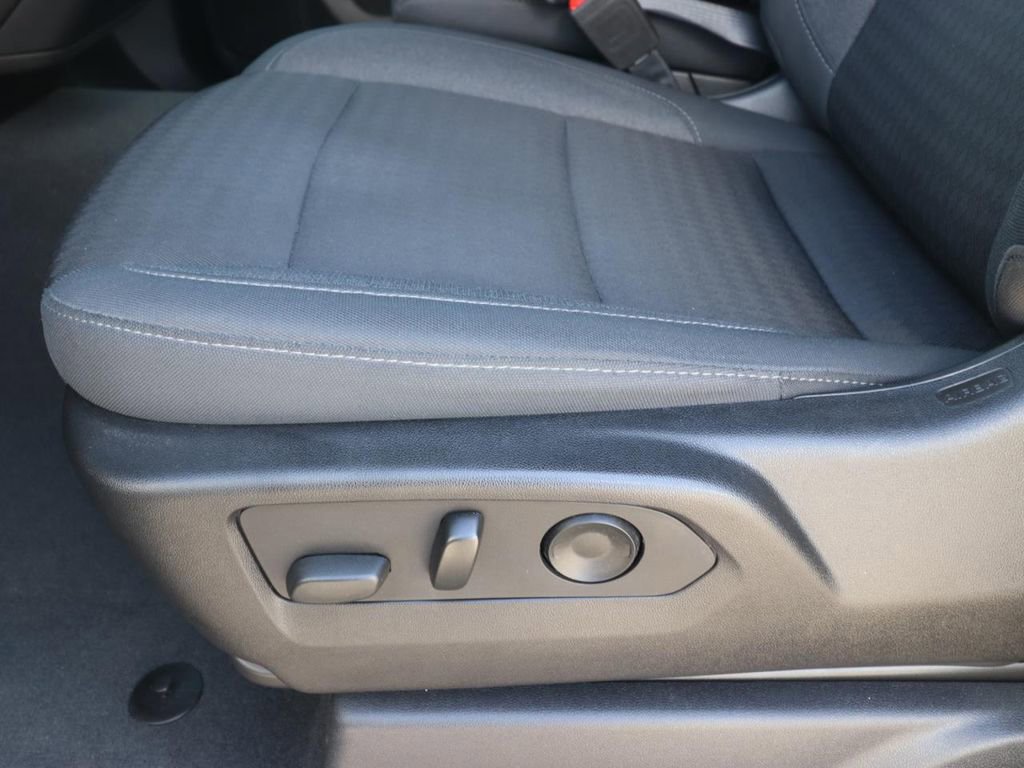 Used 2022 Chevrolet Silverado 1500 Custom image 18