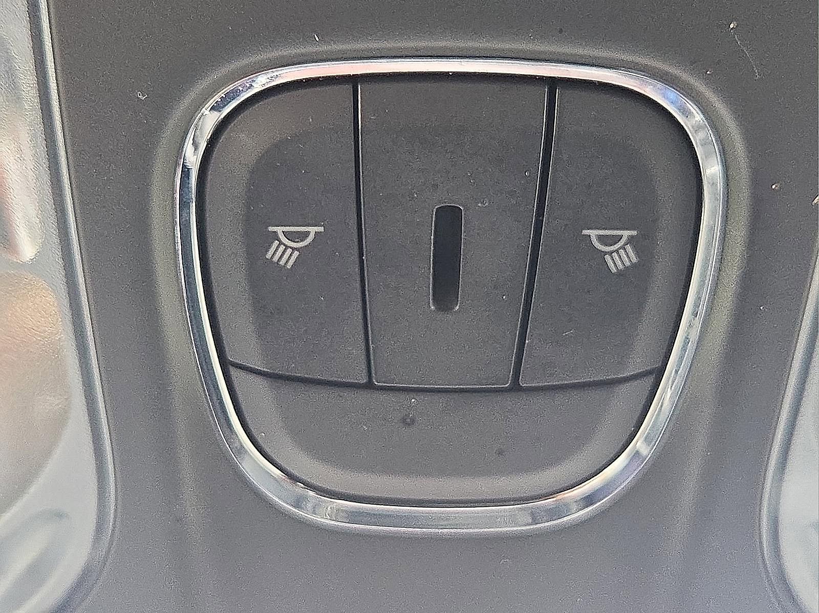 Used 2022 Jeep Compass Latitude FWD image 20