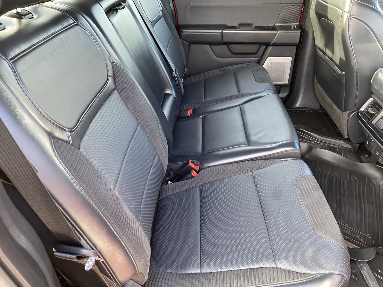 Certified 2023 Ford F150 Raptor w/ Raptor Carbon Fiber Package image 16