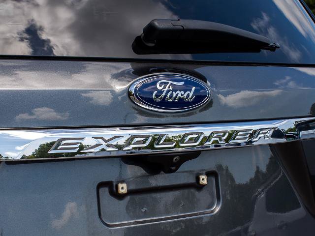 Certified 2018 Ford Explorer XLT AWD/4WD image 10