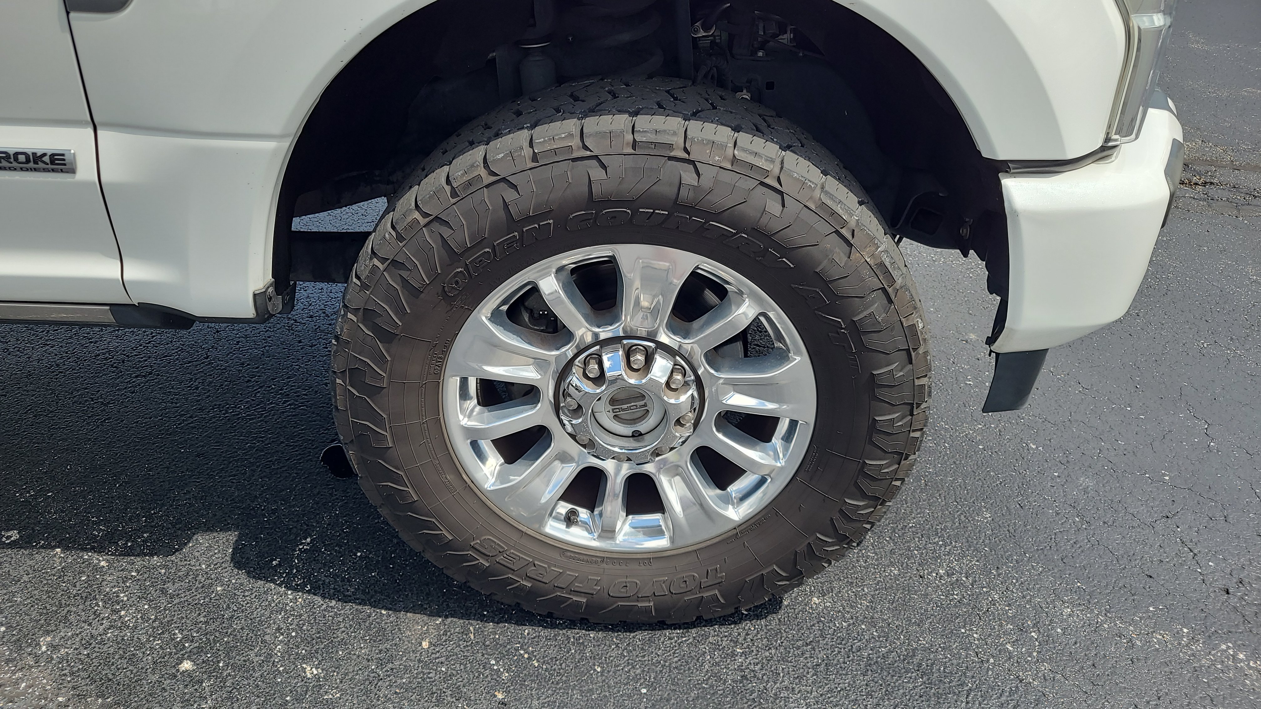 Certified 2021 Ford F350 Limited AWD/4WD image 10