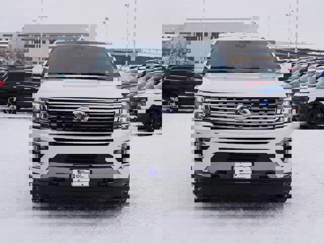Certified 2019 Ford Expedition Max Limited w/ Driver Assistance Package image 8