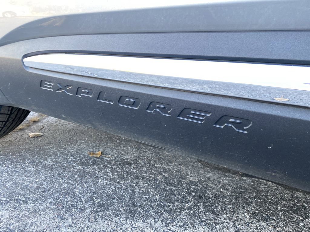 Certified 2023 Ford Explorer Limited image 47