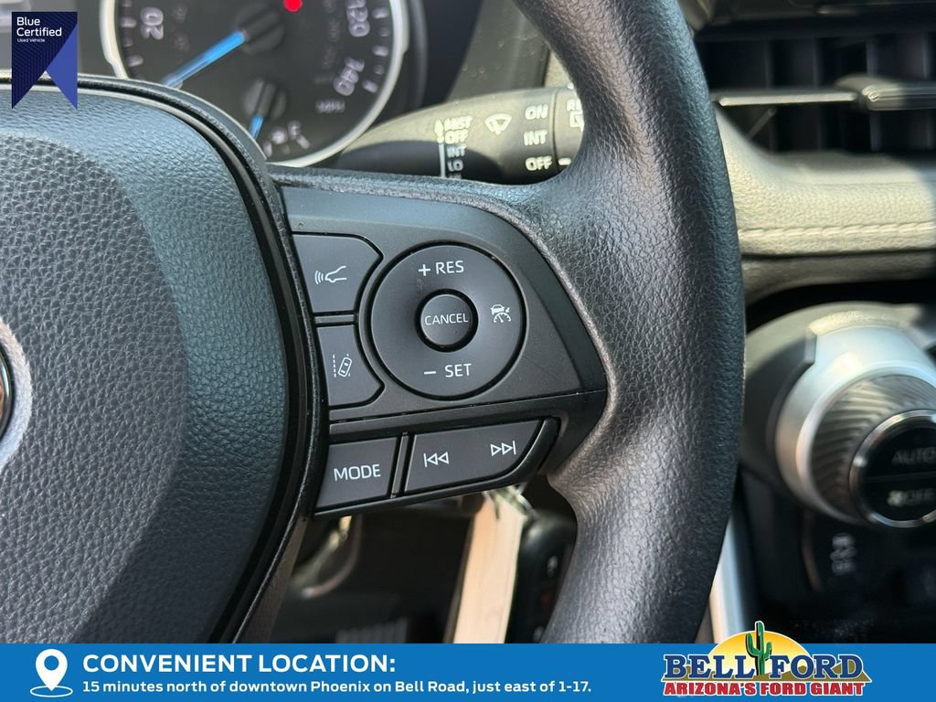 Used 2022 Toyota RAV4 LE AWD/4WD image 15