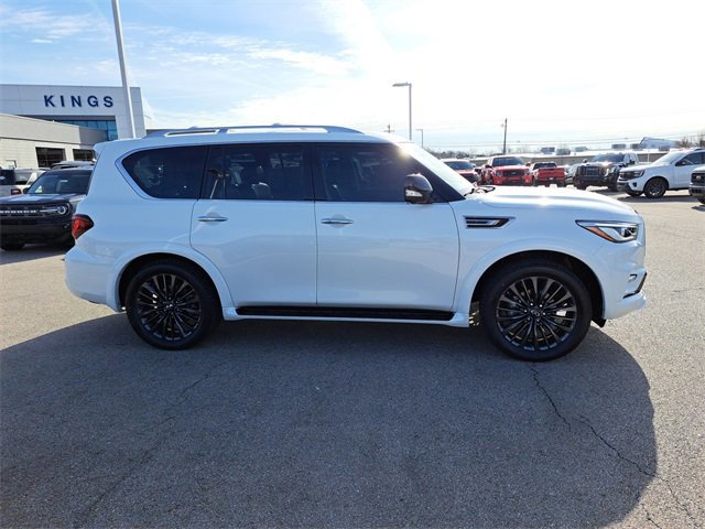 Used 2022 INFINITI QX80 Premium Select w/ Cargo Package image 11