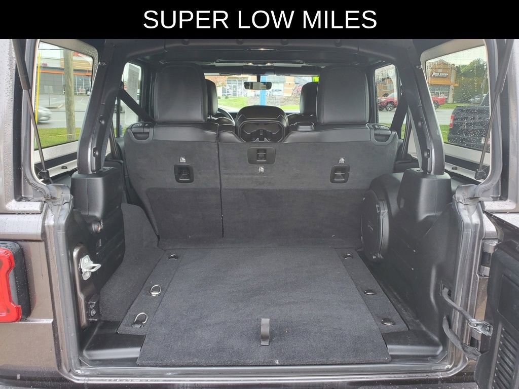 Used 2021 Jeep Wrangler Unlimited Sahara image 6
