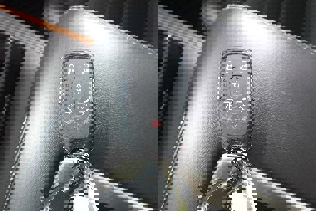 Used 2020 GMC Yukon Denali w/ Denali Ultimate Black Edition image 34