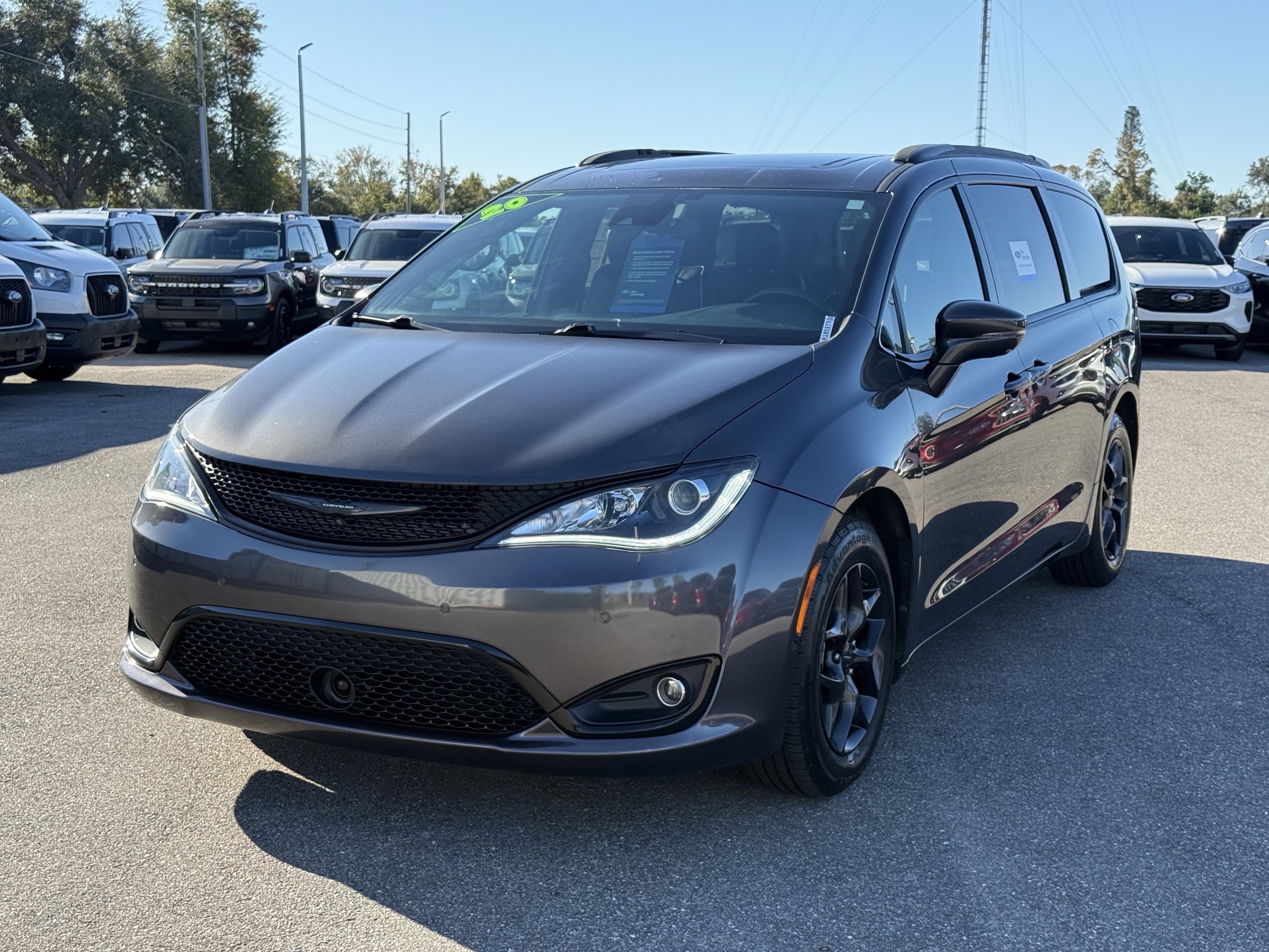 Used 2020 Chrysler Pacifica Limited w/ Advanced Safetytec Group image 7
