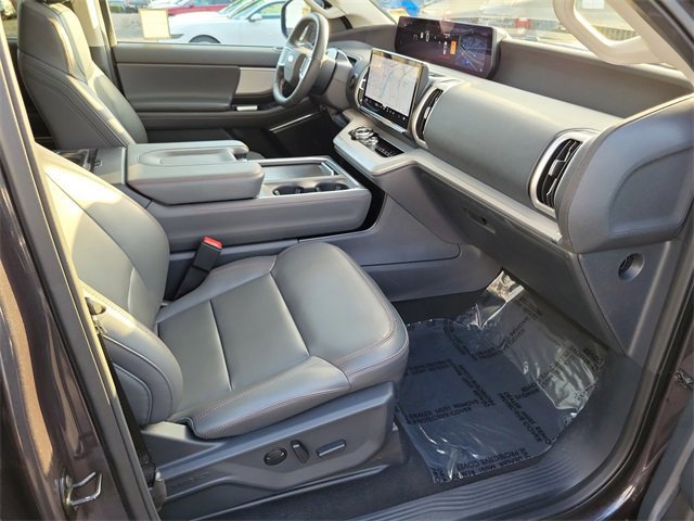 Certified 2025 Ford Expedition Active image 22