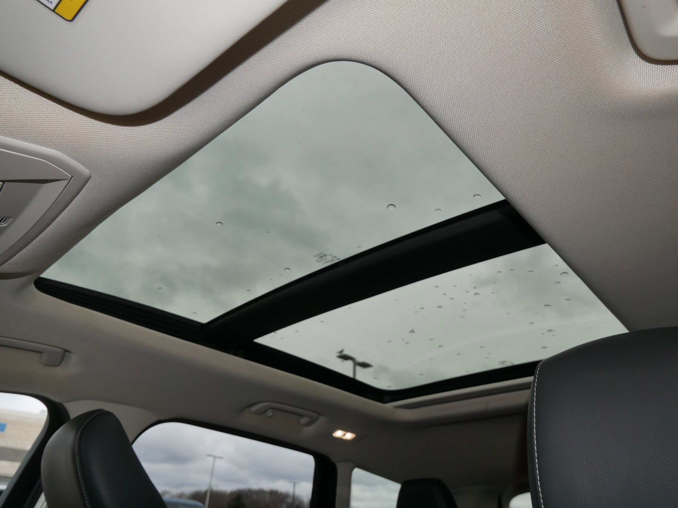 Certified 2019 Ford Escape SEL image 34