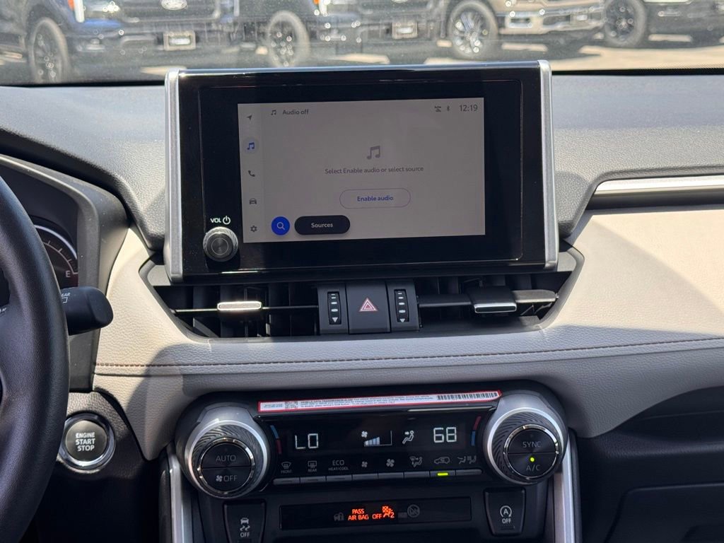 Used 2025 Toyota RAV4 XLE Premium AWD/4WD image 26