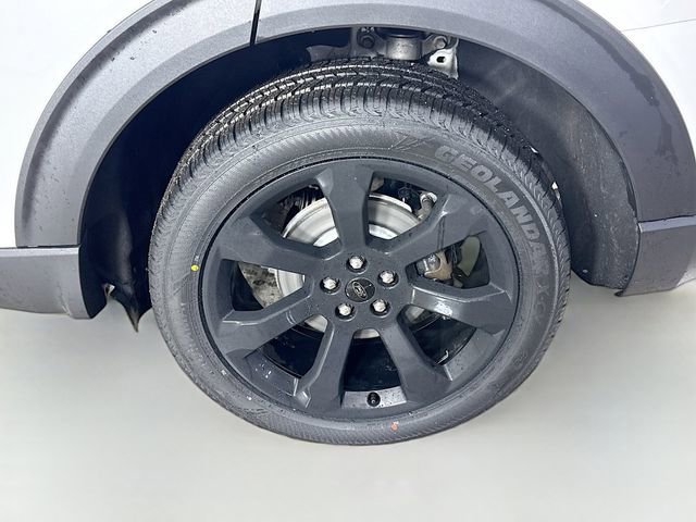 Certified 2023 Ford Explorer ST-Line w/ Class IV Trailer Tow Package image 34
