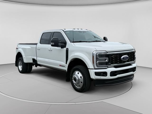 Certified 2025 Ford F450 Platinum w/ FX4 Off-Road Package AWD/4WD image 7