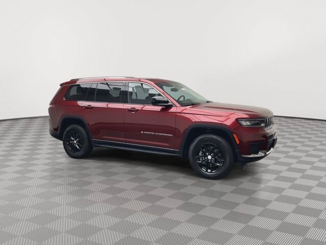 Used 2023 Jeep Grand Cherokee L Laredo w/ Luxury Tech Group I AWD/4WD image 40