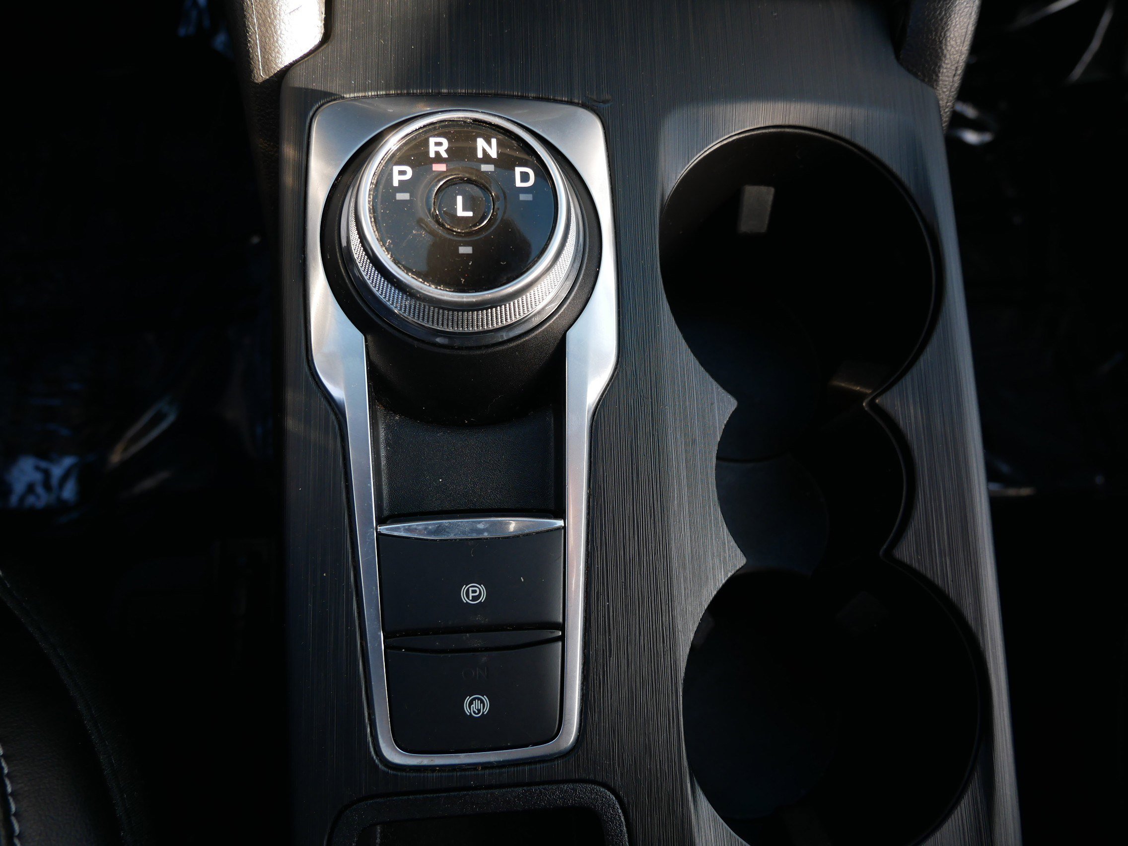 Certified 2024 Ford Escape Platinum AWD/4WD image 33