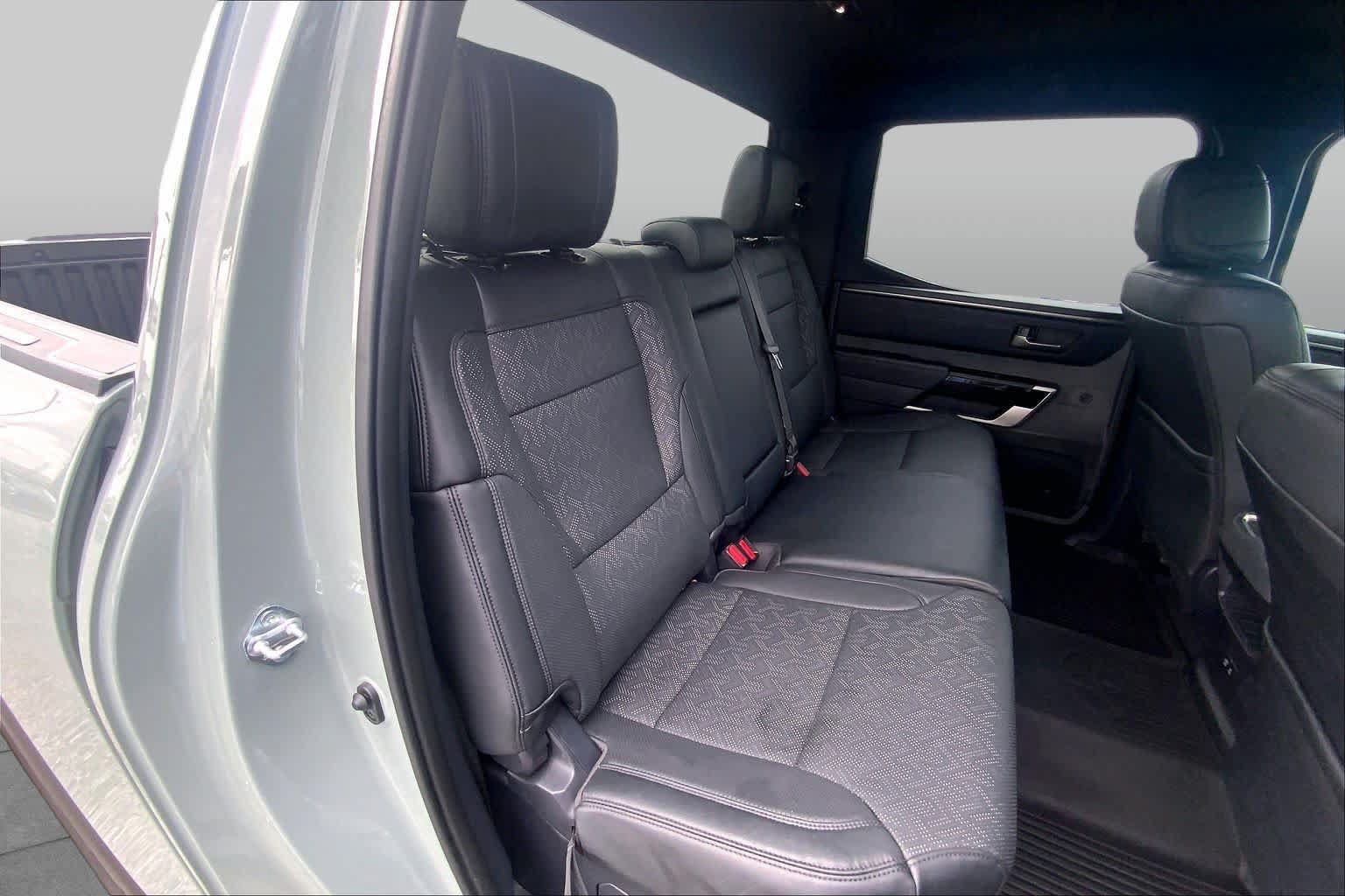 Used 2025 Toyota Tundra Limited w/ TRD Off-Road Package AWD/4WD image 20