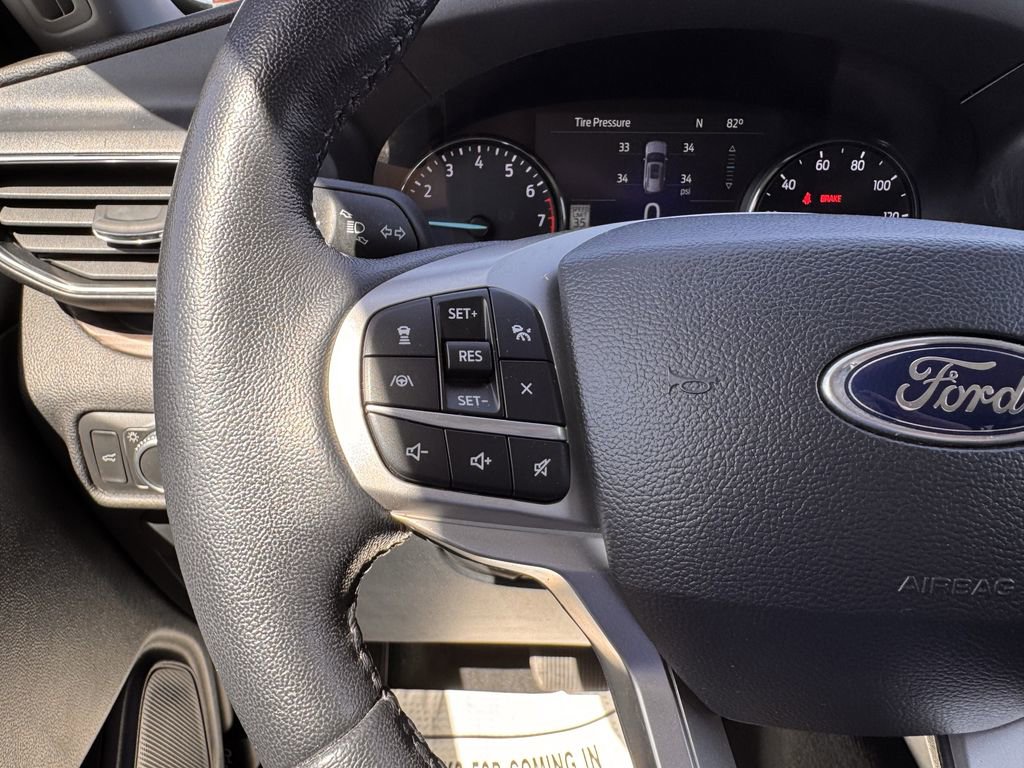 Certified 2022 Ford Explorer Limited w/ Equipment Group 301A image 13