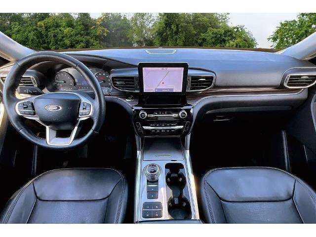 Certified 2024 Ford Explorer Limited image 7