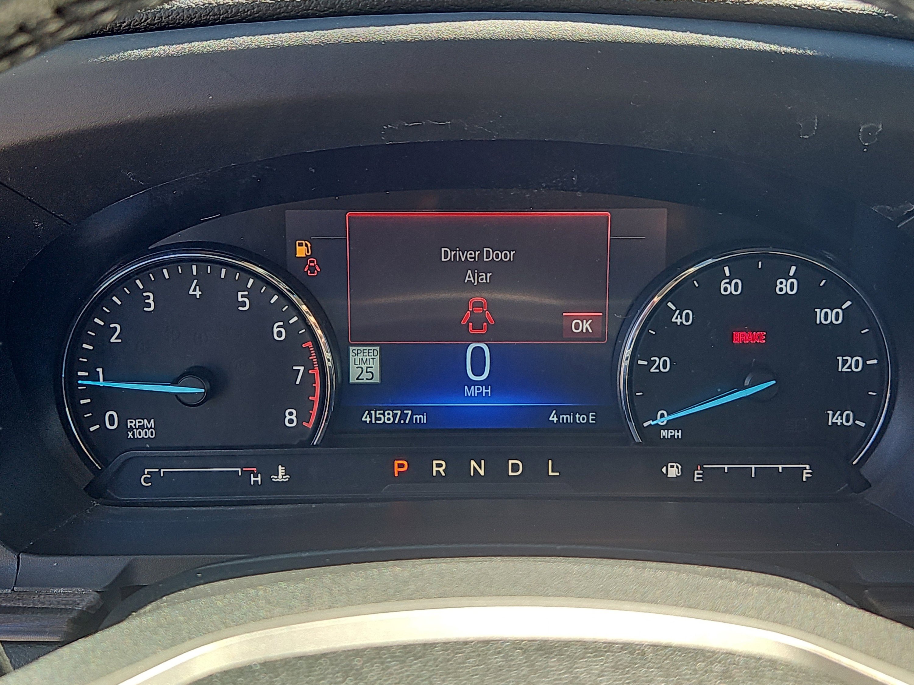 Certified 2022 Ford Explorer Limited w/ Limited Technology Package AWD/4WD image 25