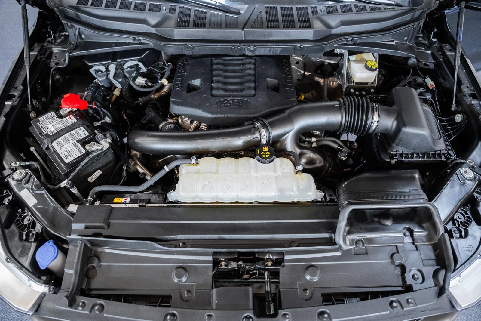 Certified 2023 Ford F150 Lariat w/ Equipment Group 502A High image 27