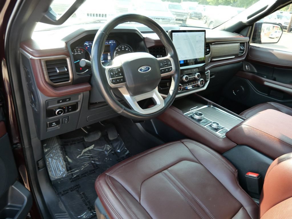 Certified 2024 Ford Expedition Max Limited AWD/4WD image 3