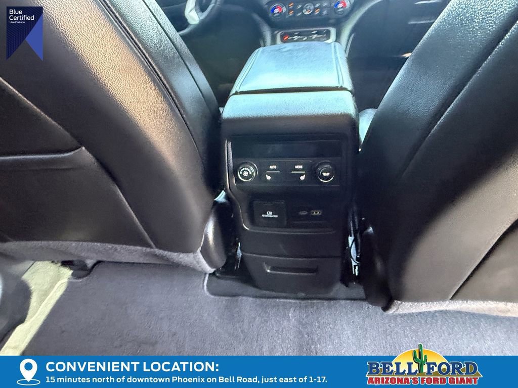 Used 2023 GMC Acadia SLT w/ Preferred Package image 13
