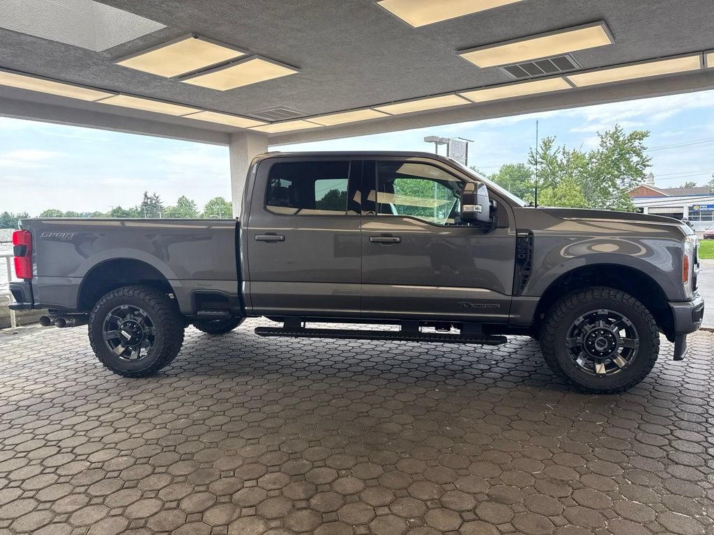 Certified 2023 Ford F250 Lariat w/ Lariat Ultimate Package AWD/4WD image 5