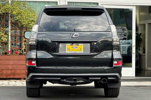 Used 2023 Lexus GX 460 Premium image 5