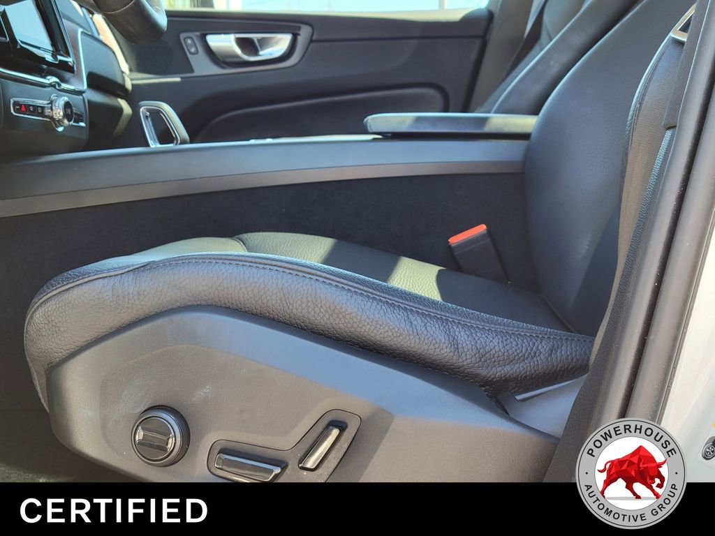 Used 2024 Volvo XC60 B5 Plus AWD/4WD image 26