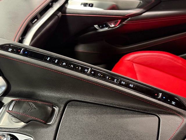 Used 2022 Chevrolet Corvette Stingray Coupe w/ Z51 Performance Package image 30
