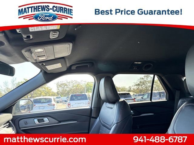 Certified 2025 Ford Explorer ST-Line w/ ST-Line Street Pack image 11