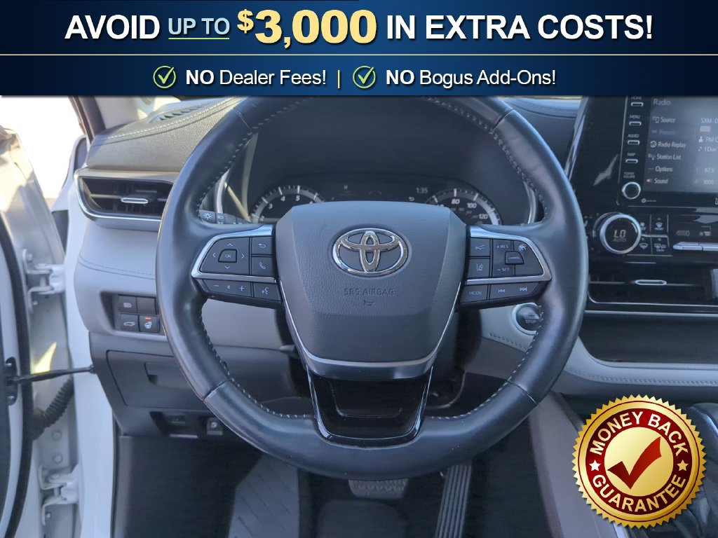 Used 2021 Toyota Highlander Limited FWD image 18