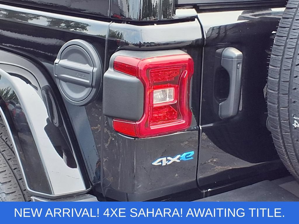 Used 2023 Jeep Wrangler Unlimited Sahara w/ Cold Weather Group AWD/4WD image 22
