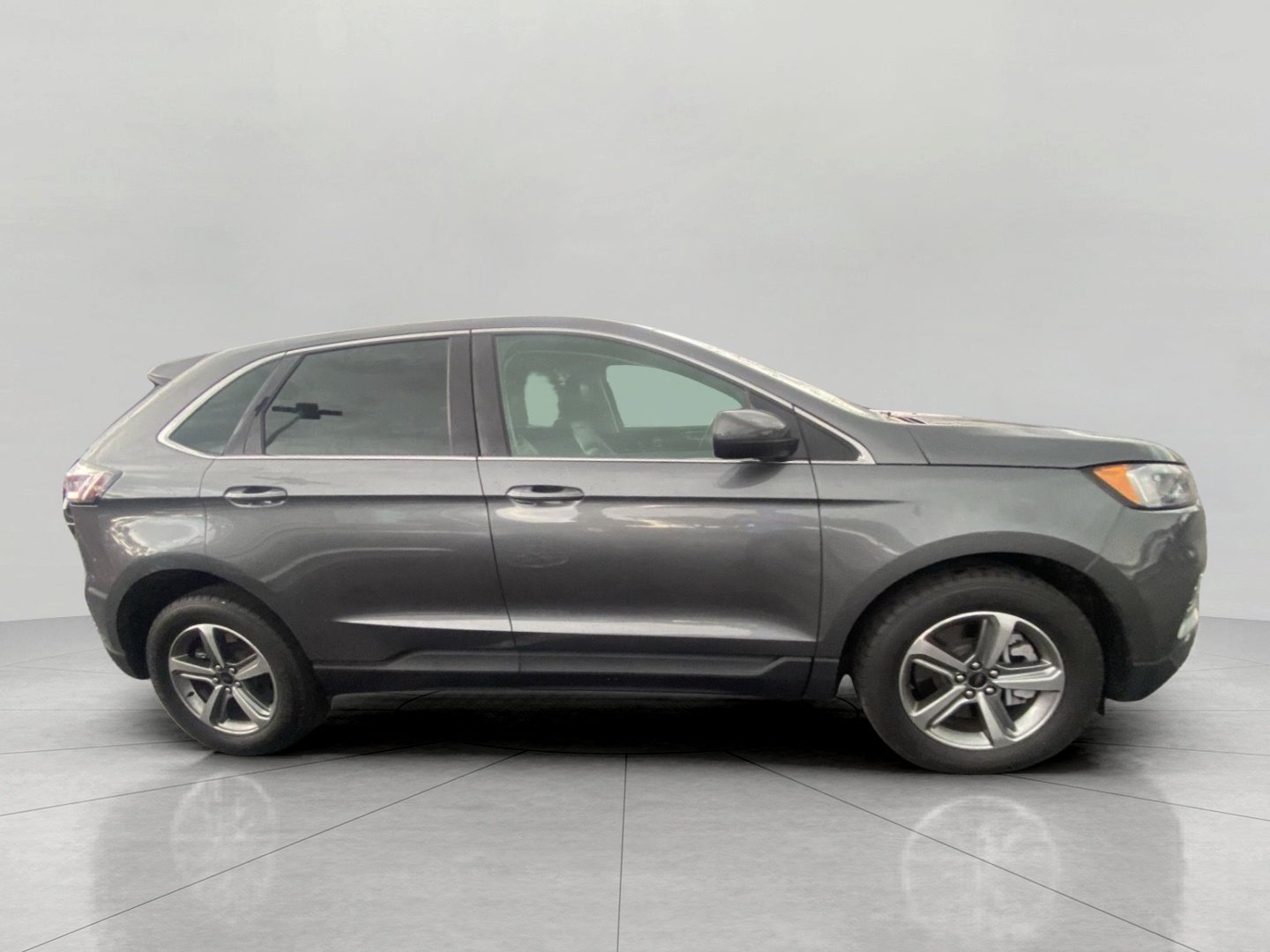 Certified 2024 Ford Edge SEL w/ Convenience Package AWD/4WD image 9