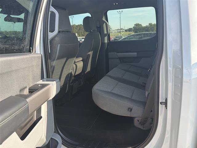 Certified 2025 Ford F250 XL w/ STX Appearance Package AWD/4WD image 5