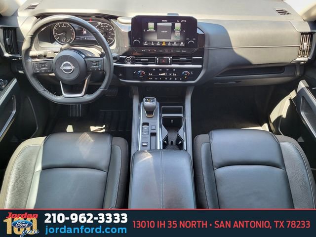 Used 2023 Nissan Pathfinder SL FWD image 12