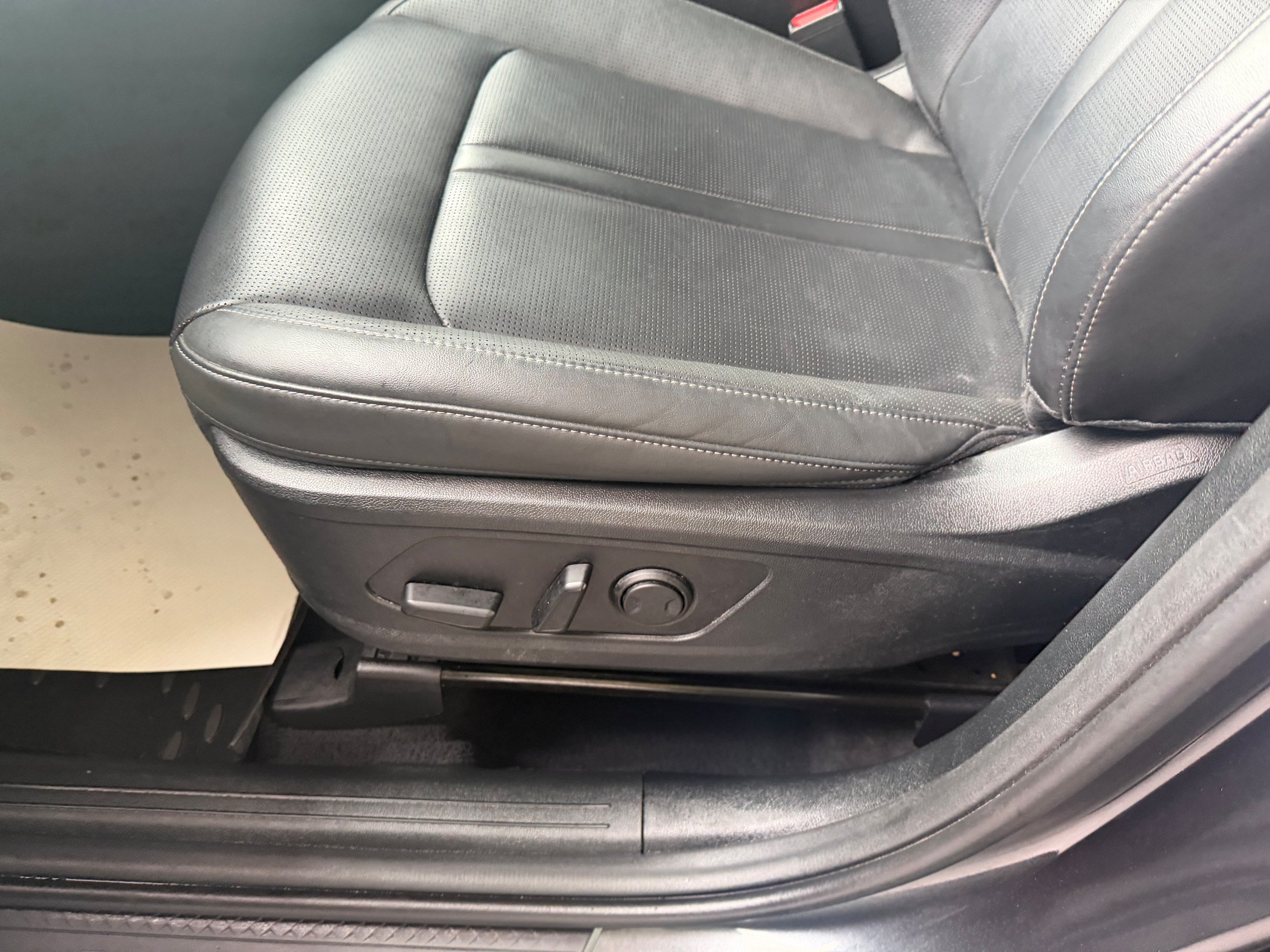 Used 2024 Kia Sorento S w/ Panoramic Sunroof Package AWD/4WD image 18