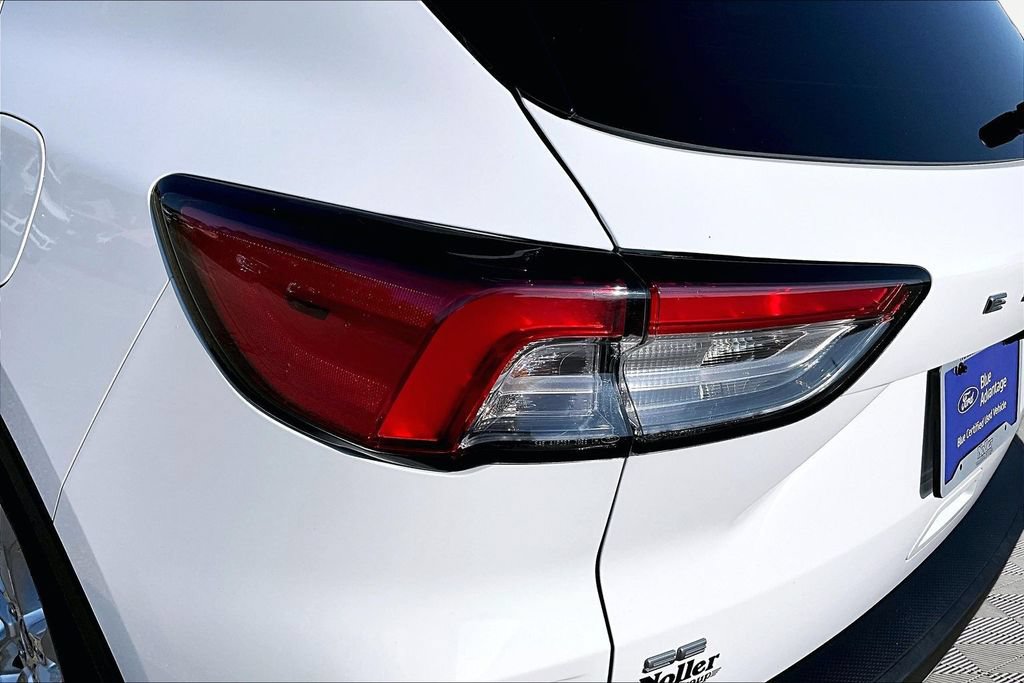 Certified 2022 Ford Escape SE FWD image 30