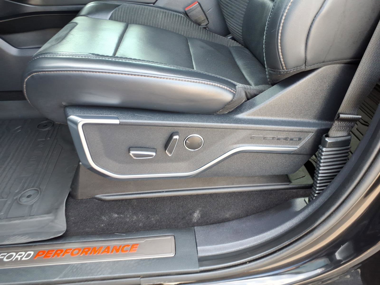 Certified 2023 Ford F150 Raptor AWD/4WD image 13