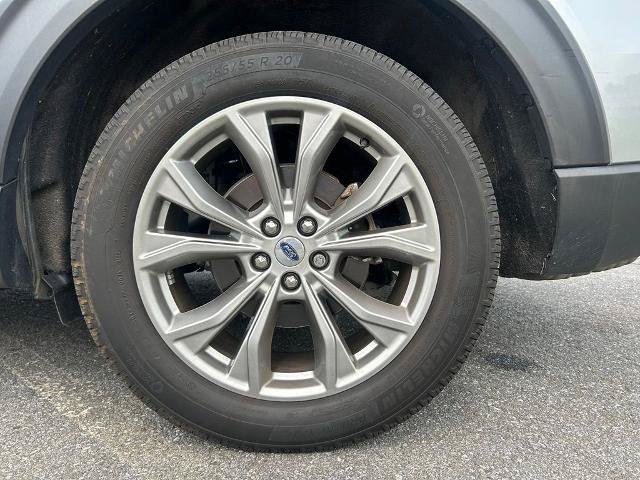 Certified 2022 Ford Explorer XLT w/ Equipment Group 202A AWD/4WD image 9