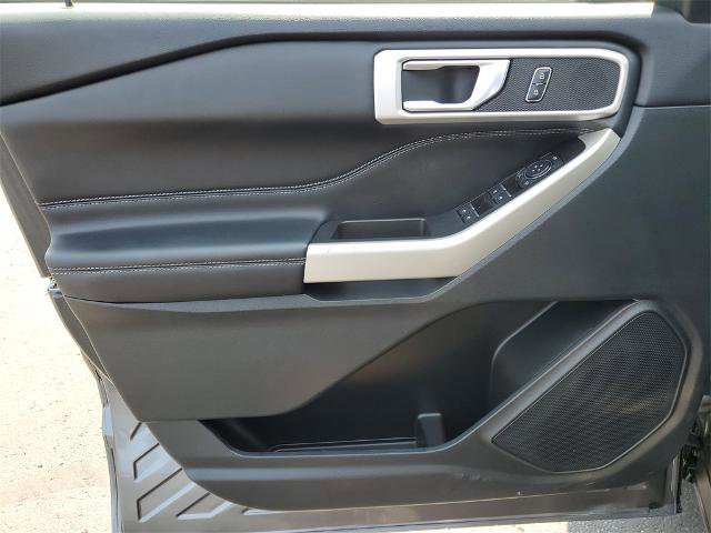 Certified 2022 Ford Explorer XLT w/ Equipment Group 202A image 19