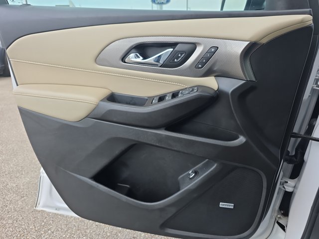 Used 2022 Chevrolet Traverse Premier FWD image 20
