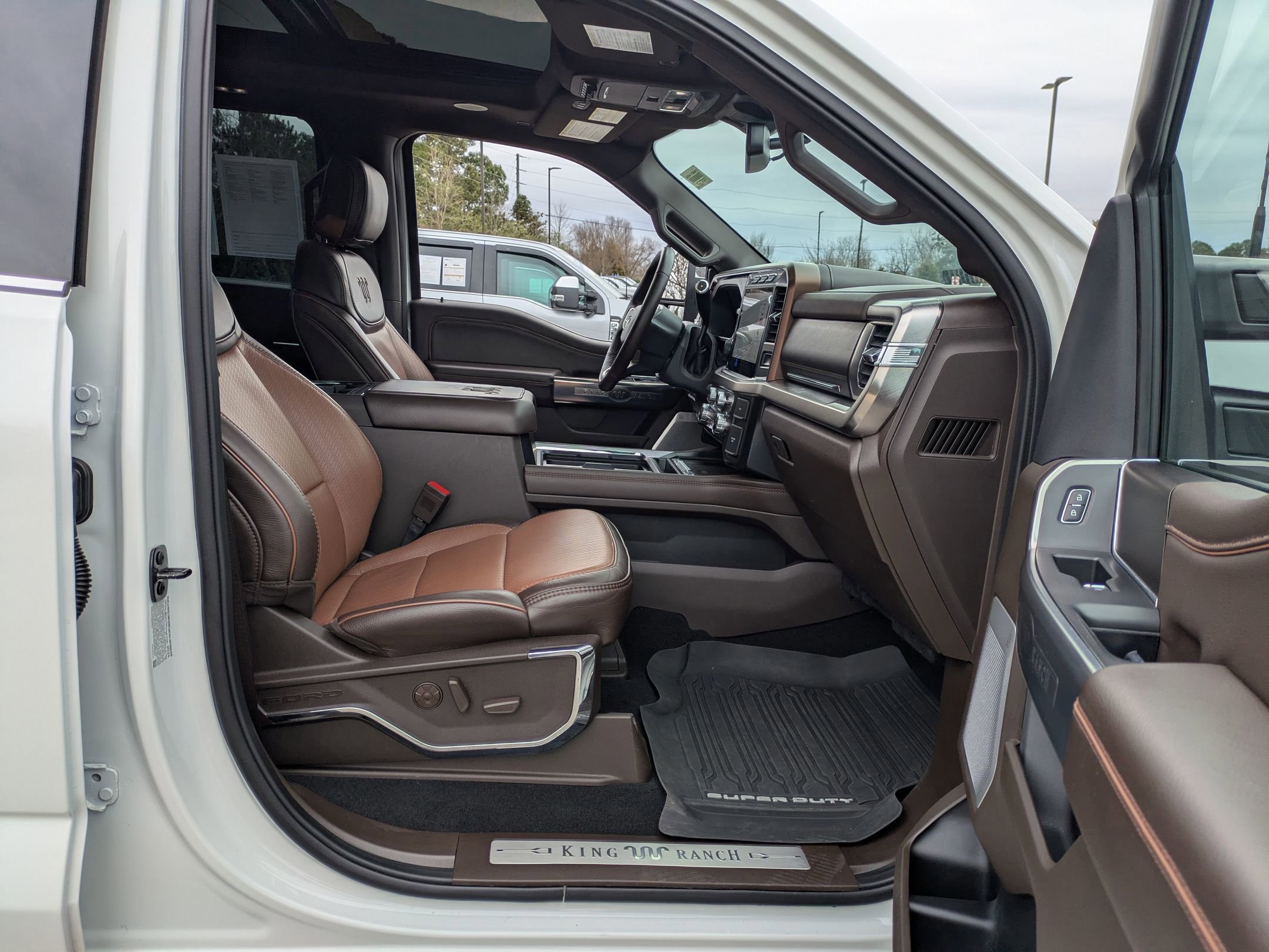 Certified 2024 Ford F250 King Ranch w/ Chrome Package image 44